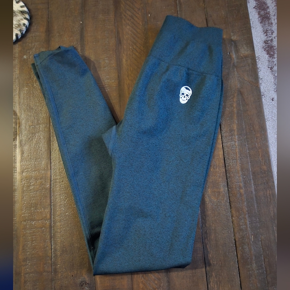 Stylish Blue Leggings with Skull Design